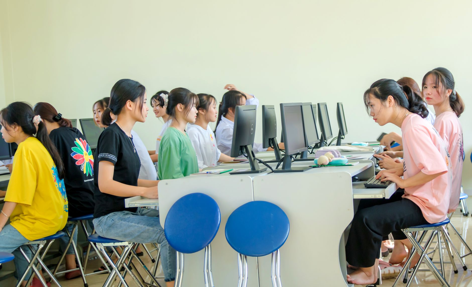 开封职业学院（中专部） · 计算机平面设计 专业介绍与报名信息