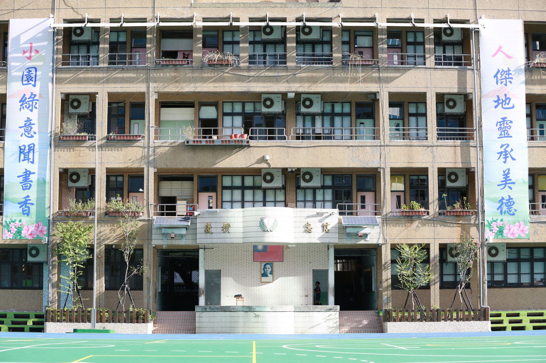 网上评价两极分化，怎么分辨是个别情况还是普遍问题？