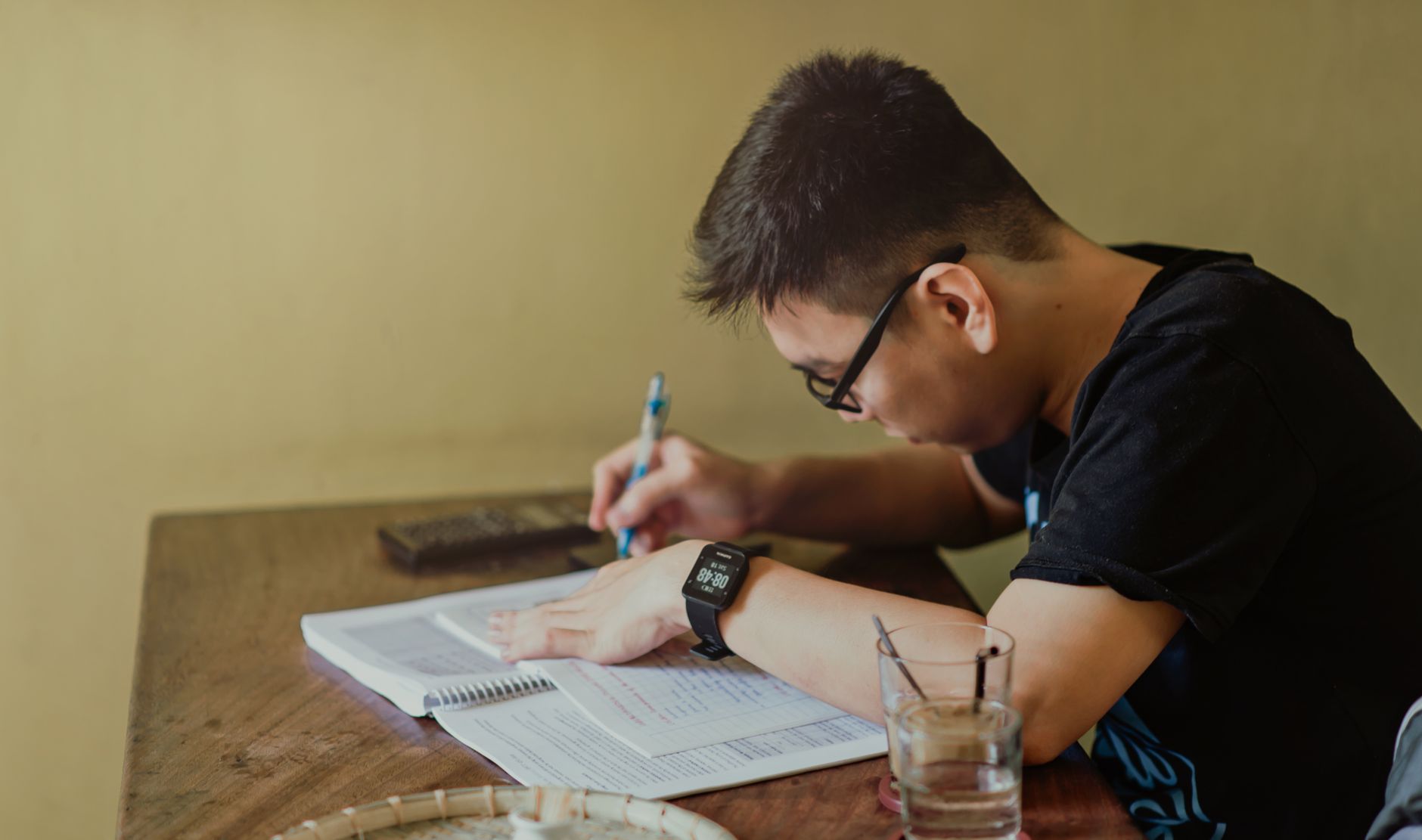 学校说就业率高，到底要问就业岗位还是问什么？