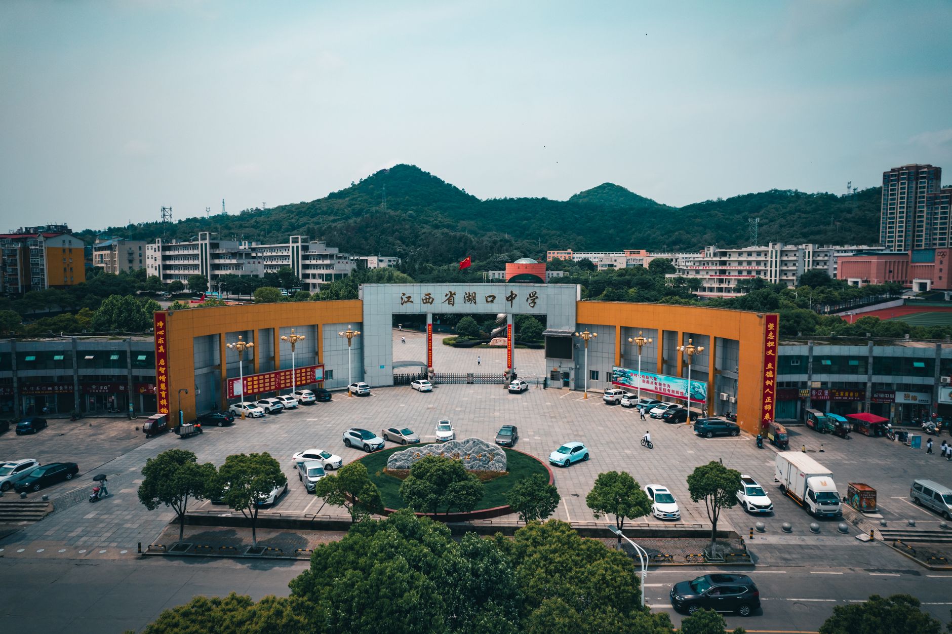 学一个专业能拿哪些证书？证书是不是有用怎么判断